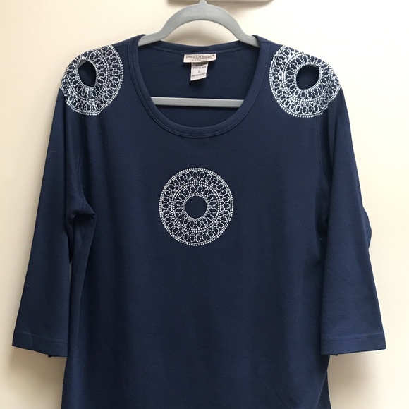 ISSAC'S DESIGNS CASUALS RHINESTONE TUNIC - Picture 1 of 4